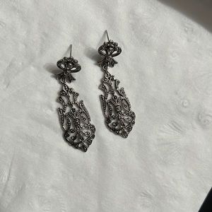 Black/silver dangling earrings
